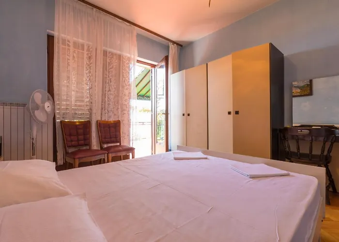 Sobe Ivica Guest house Dramalj