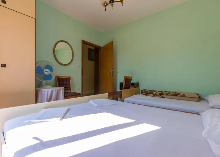 Guest house Sobe Ivica *