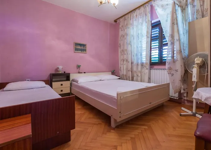 Sobe Ivica Guest house Dramalj